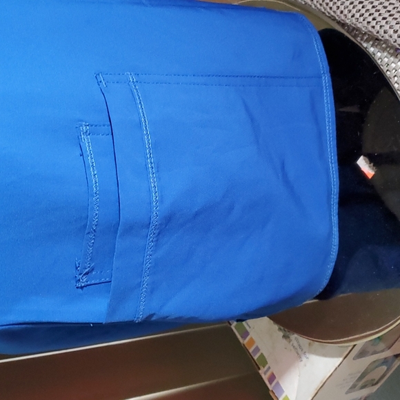 (3408) MED COUTURE 4-Ever Flex Keyhole Neckline Impact Top-Royal Blue-EUC-Sz S - Picture 3 of 14